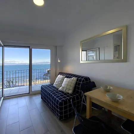 21107 Sea View Apartament *